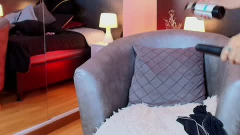 Snapshot of kellylust_ chatting on January 2025 02:10:02 AM Kelly online show from January 2025 02:10:02 AM