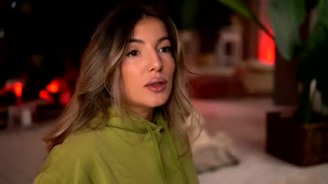 Denise online show from December 2025 03:03:02 AM