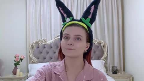 Snapshot of kellystoneys chatting on November 2025 05:12:02 PM Kelly Stoneys online show from November 2025 05:12:02 PM