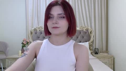 Snapshot of kellystoneys chatting on November 2025 05:24:02 PM Kelly Stoneys online show from November 2025 05:24:02 PM