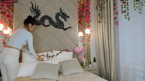 Snapshot of kellyy_bern chatting on November 2025 01:06:01 AM kellyy_bern online show from November 2025 01:06:01 AM