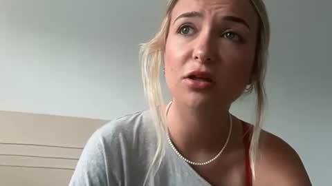 Kelsey Blu online show from April 2026 10:29:02 PM