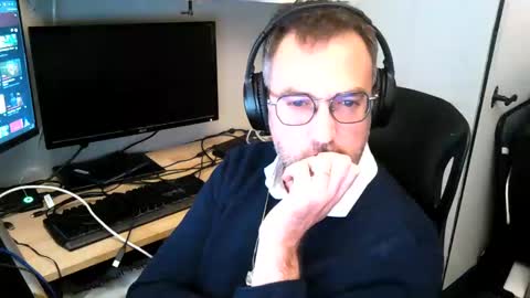 kelvin06133 online show from December 2024 10:00:02 PM