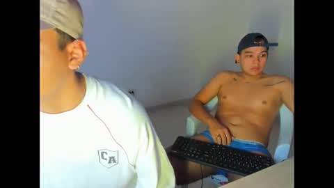 kelvin_hot276 online show from March 2026 04:11:02 PM