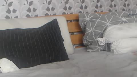 kelywild20 online show from July 2026 08:32:02 AM