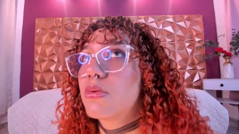 Snapshot of kendall23_ chatting on December 2024 08:23:02 PM Kendall online show from December 2024 08:23:02 PM