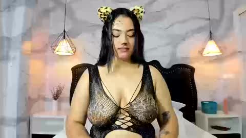 Kendall no Jenner  online show from February 2026 04:41:02 AM