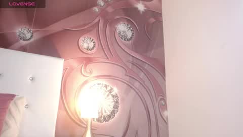 kendall_grace24 online show from June 2026 02:33:01 PM
