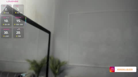 kendallbleer online show from November 2025 11:21:02 AM