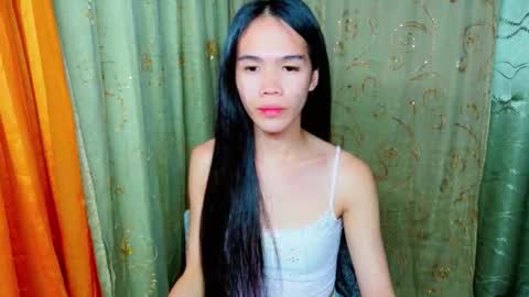 Kendall  online show from November 2025 06:44:02 PM