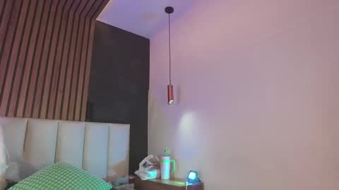   online show from November 2025 11:32:02 AM