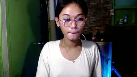 Snapshot of kendalxx69 chatting on February 2025 07:40:02 AM kendalxx69 online show from February 2025 07:40:02 AM