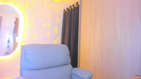 Snapshot of kendel_dimitri chatting on December 2024 06:45:02 AM kendel_dimitri online show from December 2024 06:45:02 AM