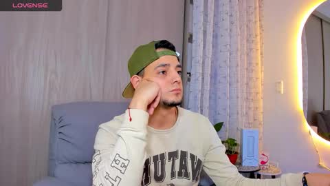 Snapshot of kendel_dimitri chatting on September 2025 02:57:01 AM kendel_dimitri online show from September 2025 02:57:01 AM