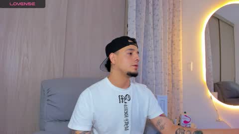 Snapshot of kendel_dimitri chatting on November 2025 08:11:02 AM kendel_dimitri online show from November 2025 08:11:02 AM