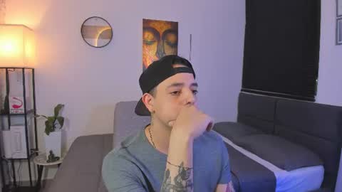 Snapshot of kendel_dimitri chatting on July 2026 01:41:01 AM kendel_dimitri online show from July 2026 01:41:01 AM
