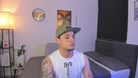 Snapshot of kendel_dimitri chatting on July 2026 04:51:02 AM kendel_dimitri online show from July 2026 04:51:02 AM