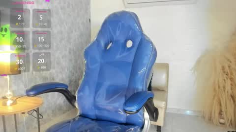 Snapshot of kender21_ chatting on December 2025 09:10:02 PM Kender online show from December 2025 09:10:02 PM