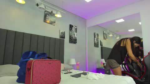 Kendra London online show from March 2026 11:17:02 AM