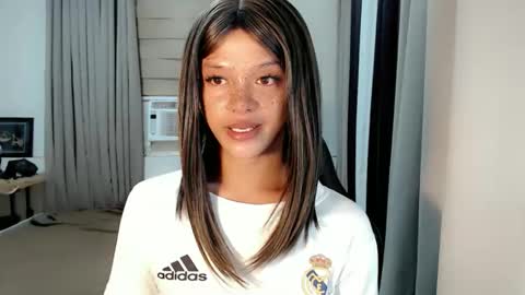 kendra_lunaxx online show from February 2026 08:41:02 PM