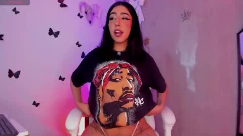 Kendra  online show from November 2025 08:11:01 PM