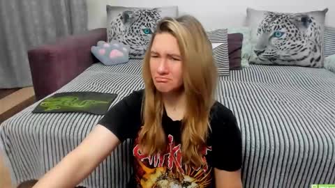 Kendra online show from February 2026 12:29:02 AM