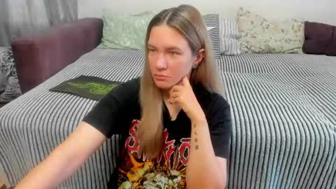 Snapshot of kendra_xx_ chatting on July 2026 11:40:01 PM Kendra online show from July 2026 11:40:01 PM