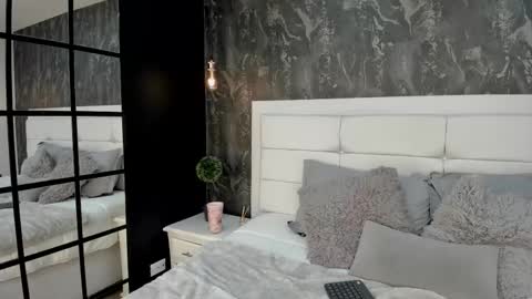 Snapshot of kendraleroy chatting on March 2025 09:03:01 PM KENDRA online show from March 2025 09:03:01 PM