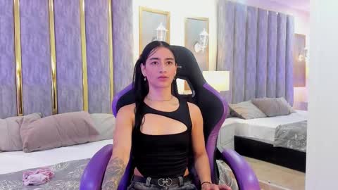 keniavelvet  online show from February 2026 03:39:01 PM