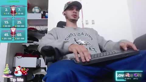 Snapshot of kenn_blake1 chatting on December 2025 01:00:01 AM blake online show from December 2025 01:00:01 AM