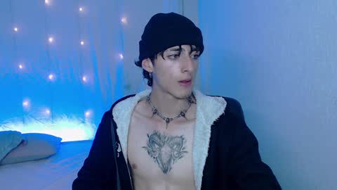 Snapshot of kenny__hot chatting on December 2024 04:27:02 PM kenny online show from December 2024 04:27:02 PM