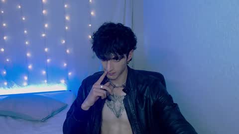 Snapshot of kenny__hot chatting on December 2024 07:15:02 PM kenny online show from December 2024 07:15:02 PM