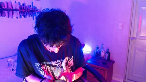 Snapshot of kenny__hot chatting on February 2025 09:39:02 PM kenny online show from February 2025 09:39:02 PM