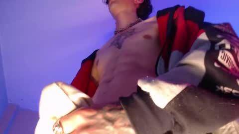 Snapshot of kenny__hot chatting on February 2025 09:32:01 PM kenny online show from February 2025 09:32:01 PM