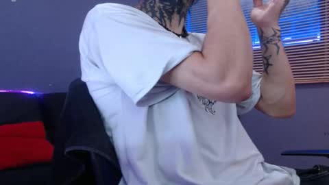 kenny online show from November 2025 03:45:01 PM