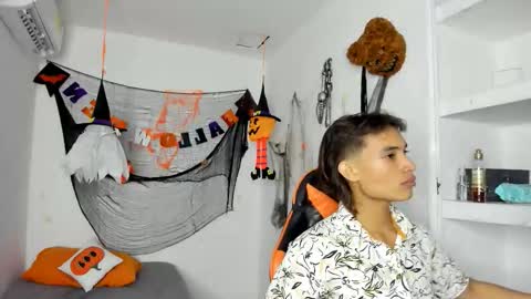 kenshi_roa online show from November 2025 08:27:02 AM