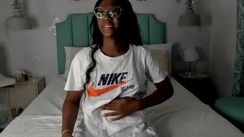 kentha_mitchells online show from January 2025 10:48:02 AM