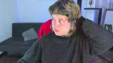 Snapshot of kenziesharik chatting on November 2025 04:40:01 AM Kenzie online show from November 2025 04:40:01 AM