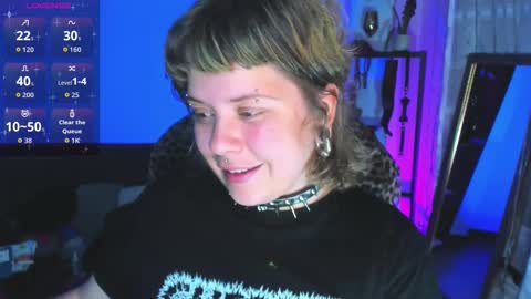 Snapshot of kenziesharik chatting on November 2025 04:38:01 AM Kenzie online show from November 2025 04:38:01 AM