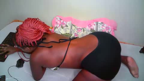 kering_lovly online show from October 2025 09:21:01 AM