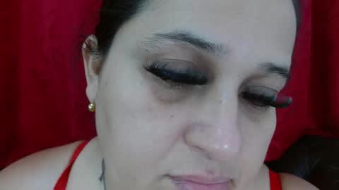 K E R L Y online show from December 2025 12:32:01 PM