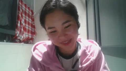 Snapshot of kerstinscotto chatting on November 2025 10:32:01 AM Jenny online show from November 2025 10:32:01 AM