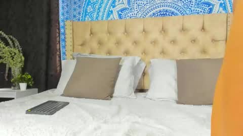 Kery Hillson online show from January 2025 12:19:01 PM