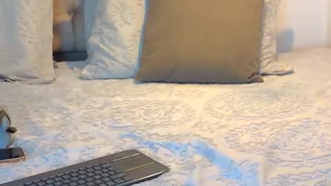 Kery Hillson online show from November 2025 12:17:01 PM