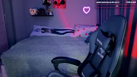 Snapshot of keti_moon chatting on September 2025 04:07:02 PM Keti 3 online show from September 2025 04:07:02 PM