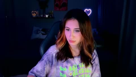 Snapshot of keti_moon chatting on November 2025 05:24:01 PM Keti 3 online show from November 2025 05:24:01 PM