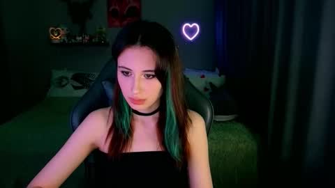 Snapshot of keti_moon chatting on November 2025 06:06:02 PM Keti 3 online show from November 2025 06:06:02 PM