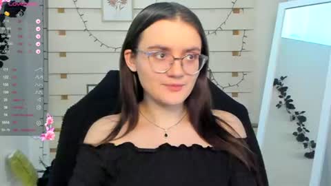 Ketrin online show from November 2025 07:41:02 PM