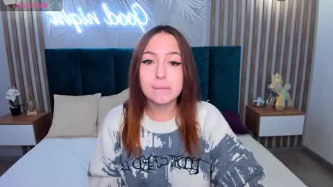 Snapshot of ketrinwhite chatting on November 2025 01:25:02 AM KatrinaKetrin online show from November 2025 01:25:02 AM