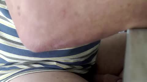 Snapshot of kev20paris chatting on November 2025 10:48:01 AM kev20paris online show from November 2025 10:48:01 AM